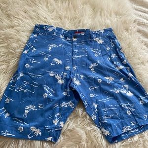 Mens shorts size 32, Bruno, never worn